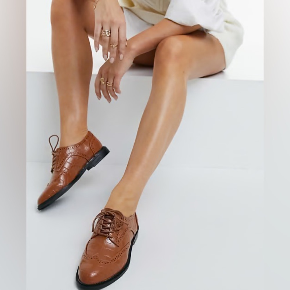 ASOS Tan Croc-Embossed Brogues never worn - Picture 2 of 5